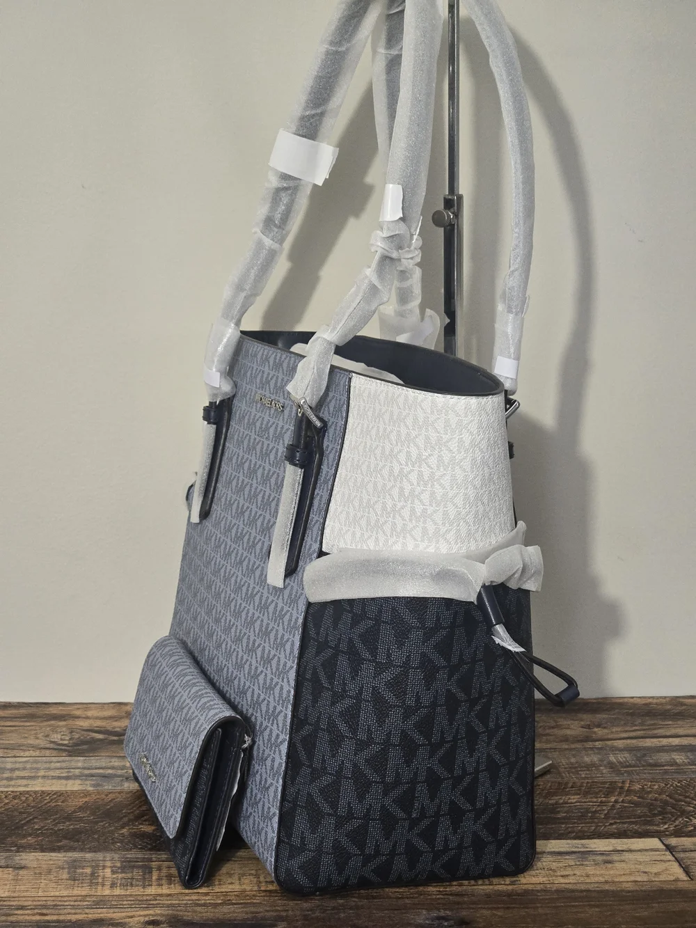 Michael Kors Voyager Color-Block Tote And Wallet Set